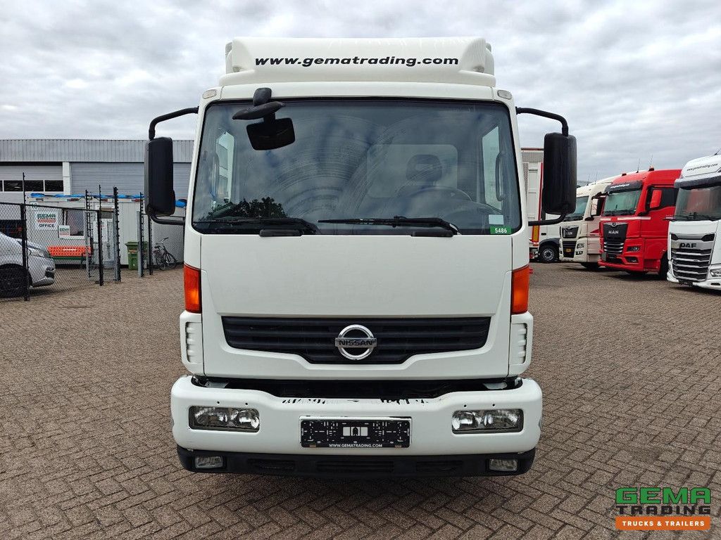 Nissan Atleon 4x2 Day Cab Euro5 - 8T - Boxed Body 5.3M + Portal Lift 1000KG + Towbar - 77,000km Original