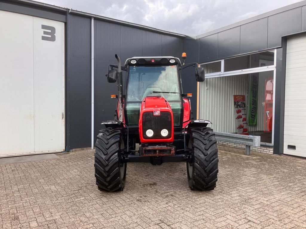 Massey Ferguson 5455 SPEEDSHIFT