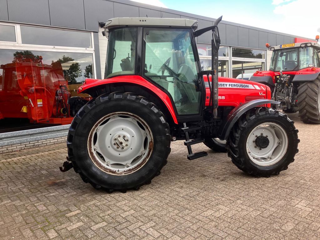 Massey Ferguson 5455 SPEEDSHIFT