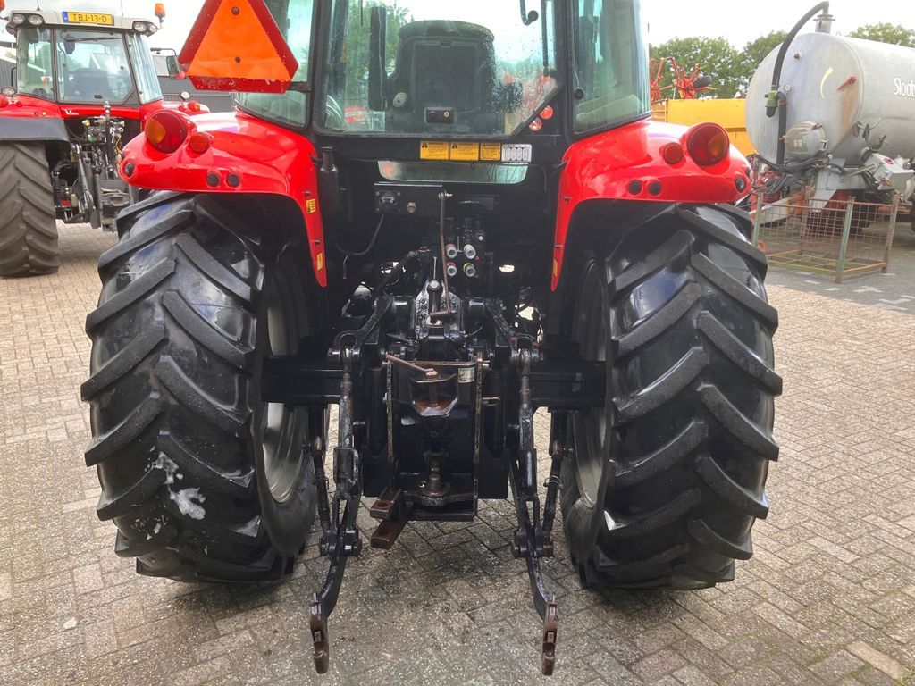 Massey Ferguson 5455 SPEEDSHIFT