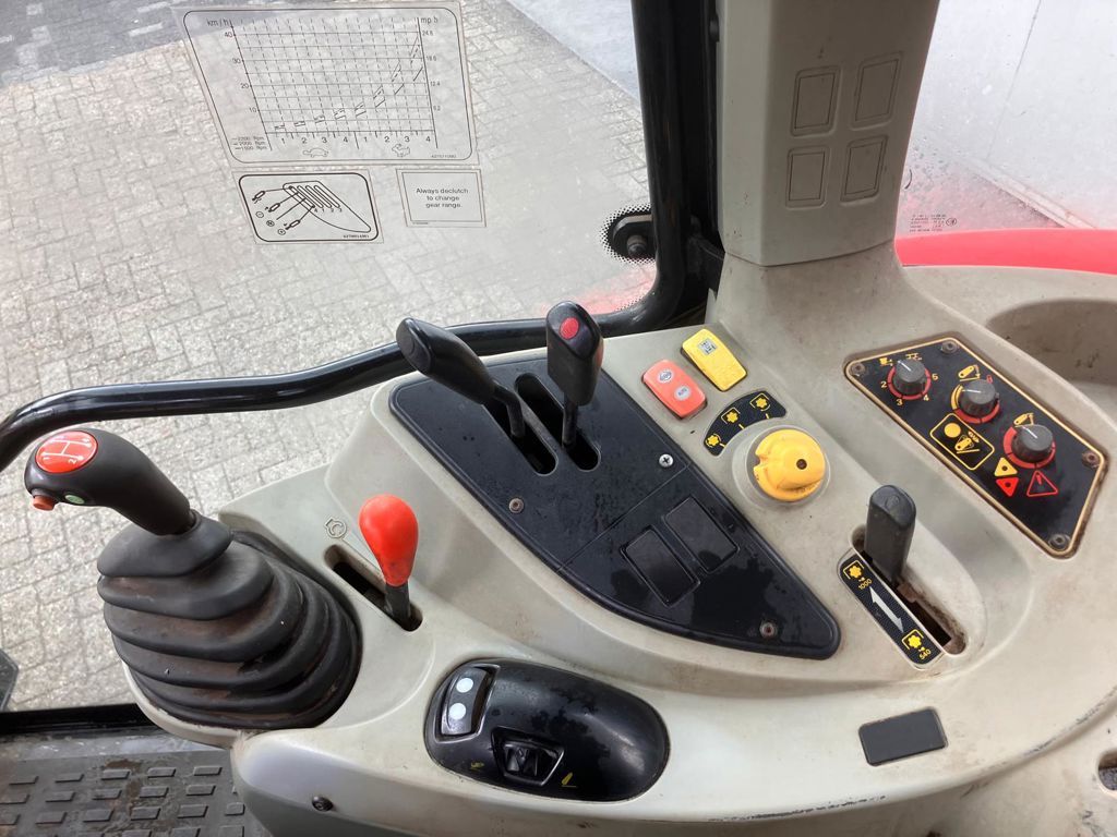 Massey Ferguson 5455 SPEEDSHIFT