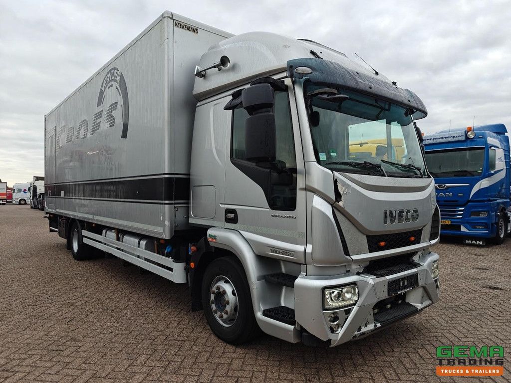 Iveco EuroCargo 140-250 4x2-Schlafkabine Euro6A – 7,6 Meter geschlossener Kofferaufbau + Ladebordwand 2000 kg – Belgischer Lkw