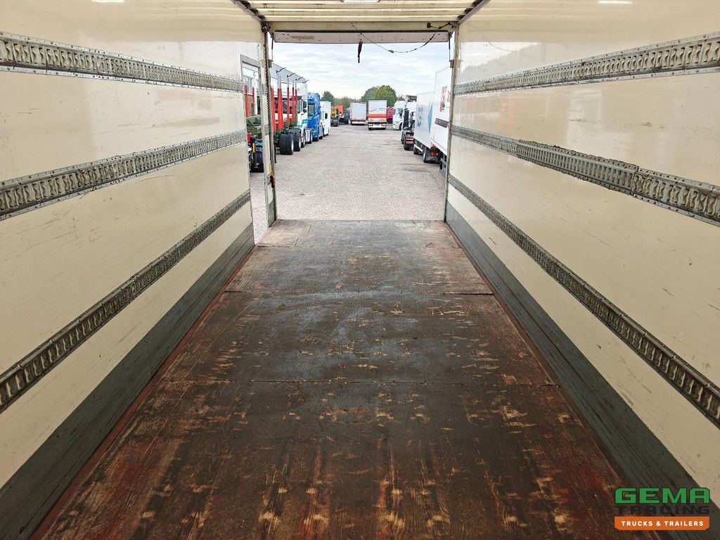 Iveco EuroCargo 140-250 4x2-Schlafkabine Euro6A – 7,6 Meter geschlossener Kofferaufbau + Ladebordwand 2000 kg – Belgischer Lkw