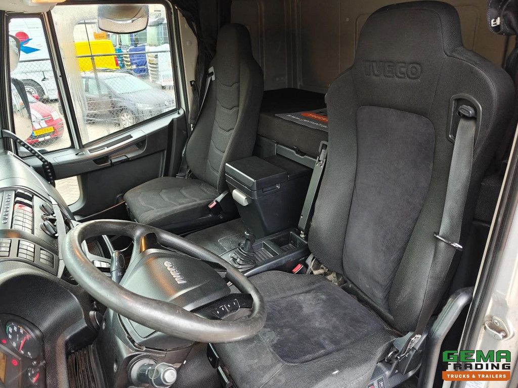 Iveco EuroCargo 140-250 4x2-Schlafkabine Euro6A – 7,6 Meter geschlossener Kofferaufbau + Ladebordwand 2000 kg – Belgischer Lkw