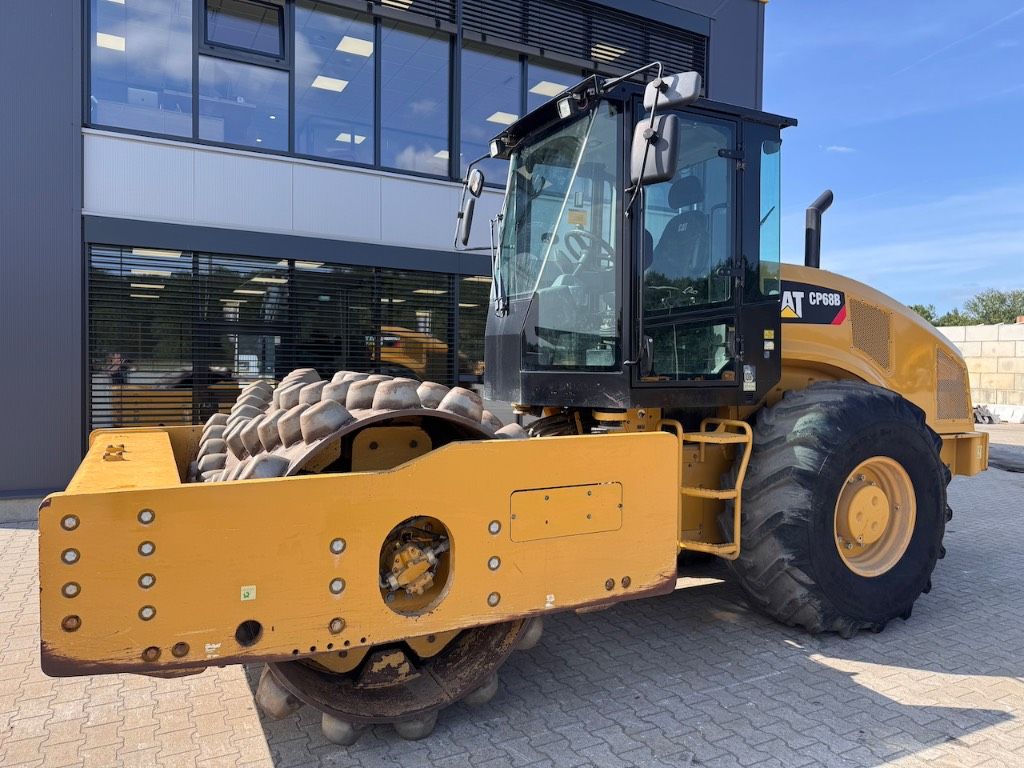 CAT CP68B