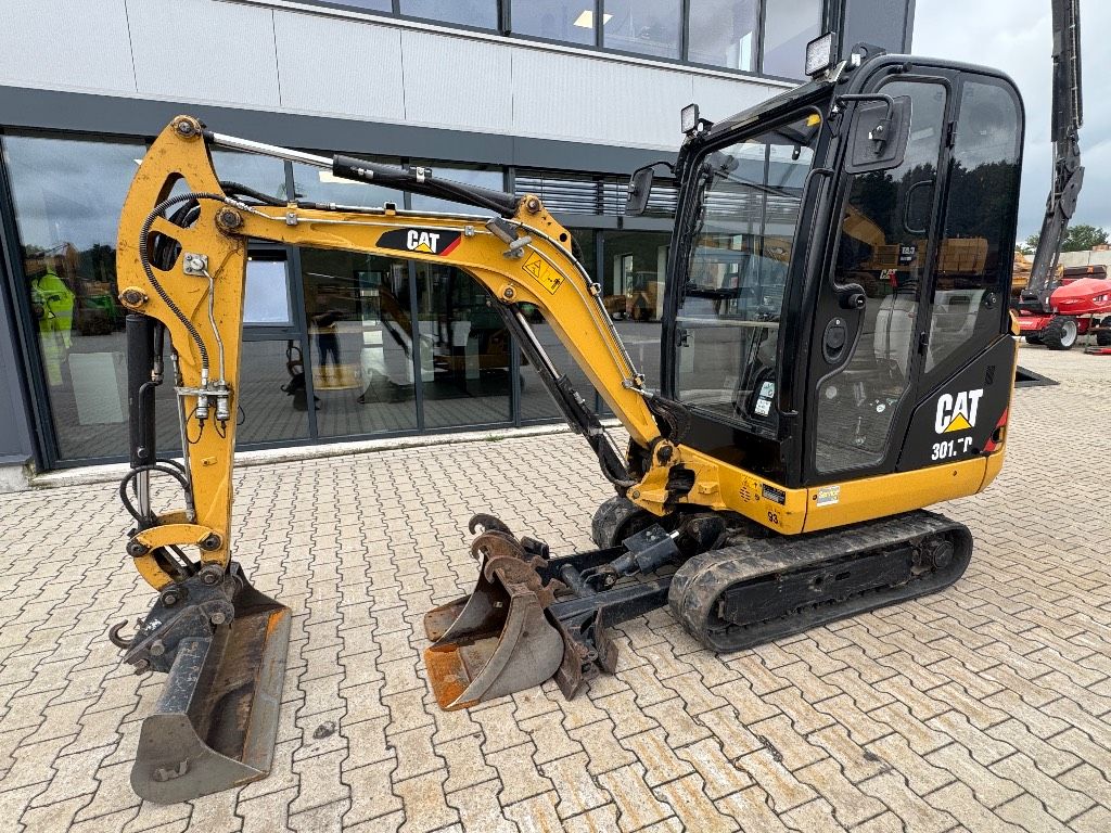 CAT 301.7 D