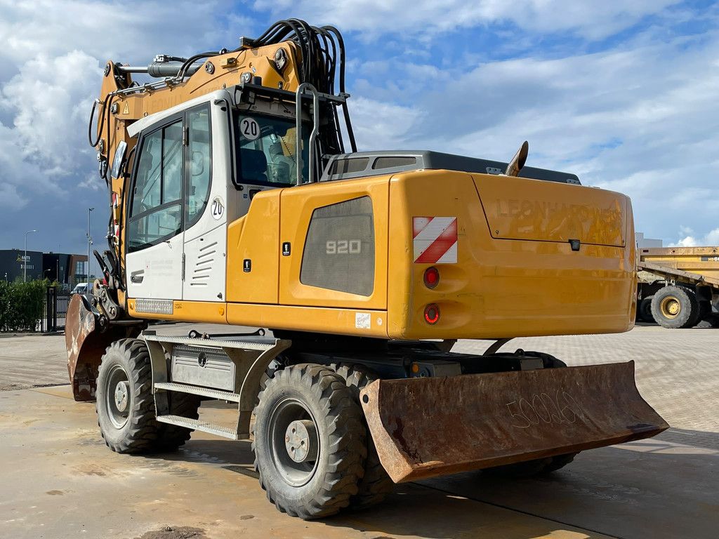Liebherr A920 Litronic