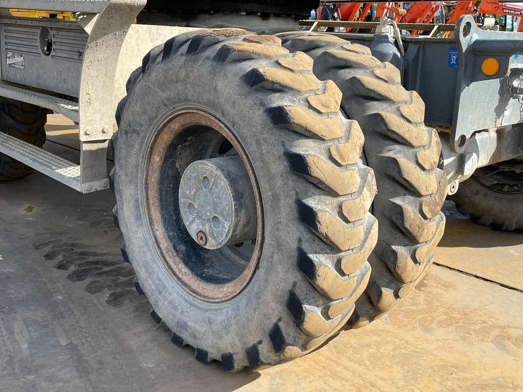 Liebherr A920 Litronic
