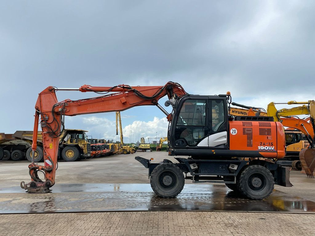Hitachi ZX190W-6