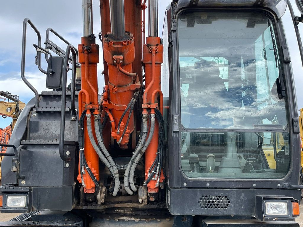 Hitachi ZX190W-6