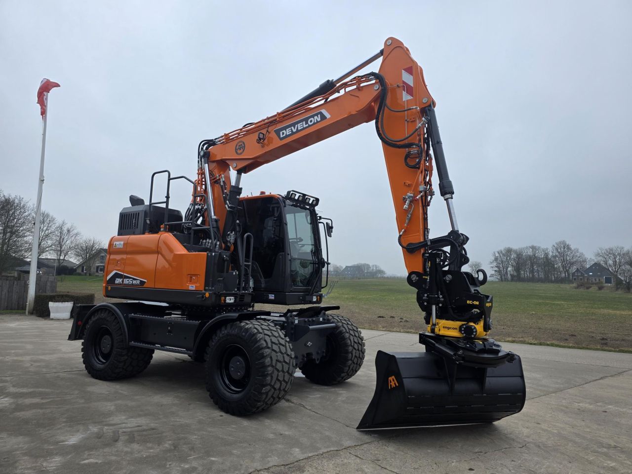 Develon DX165WR-7