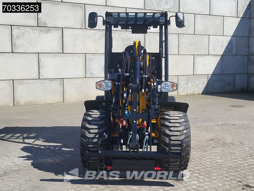 JCB 403 SP