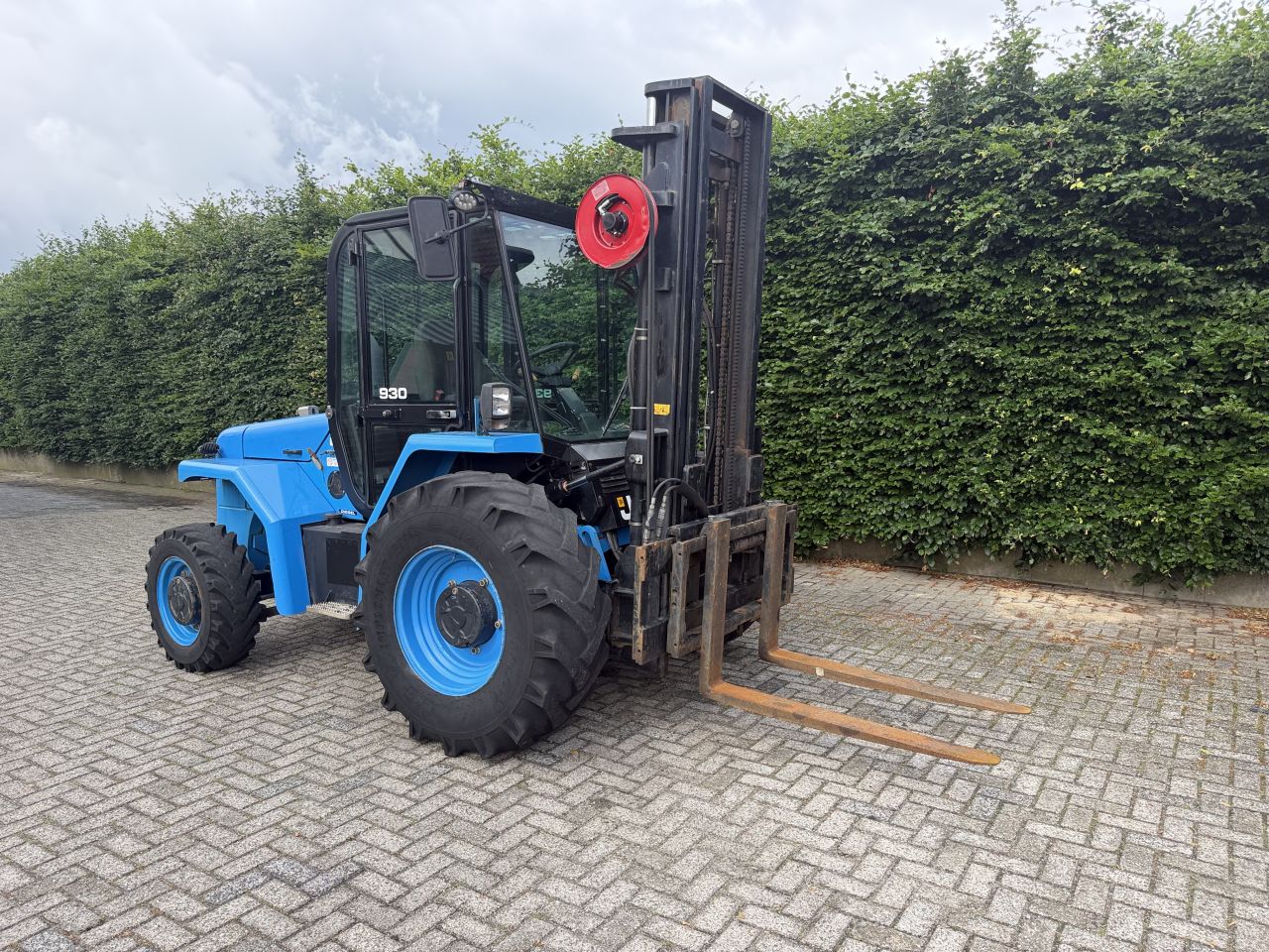 JCB 930-4