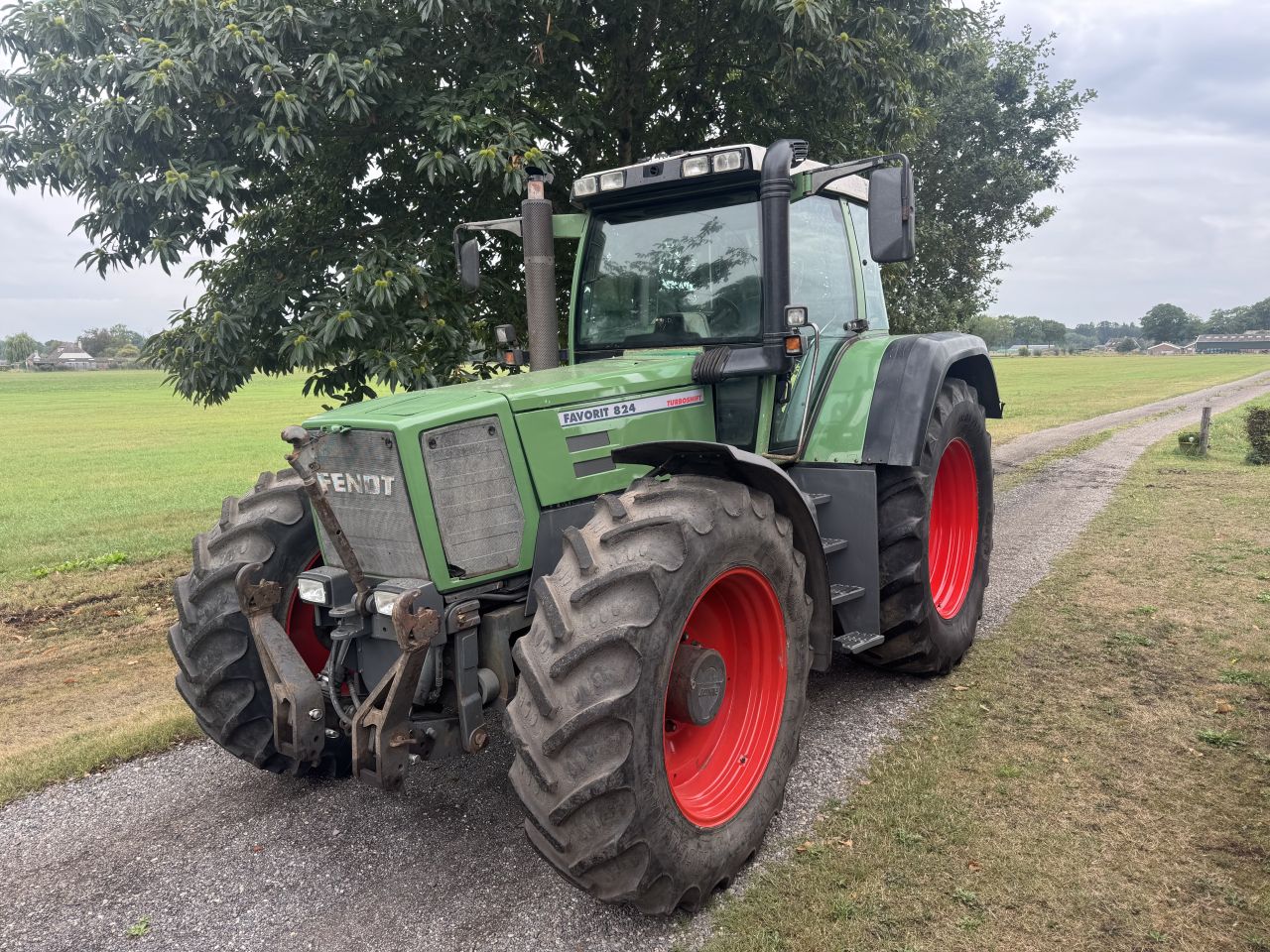 Fendt 824 Favorit Turboshift