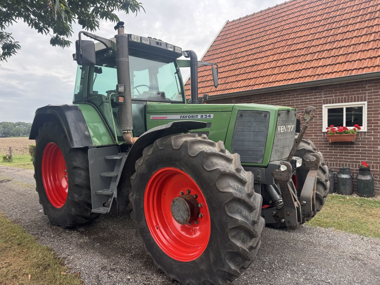 Fendt 824 Favorit Turboshift
