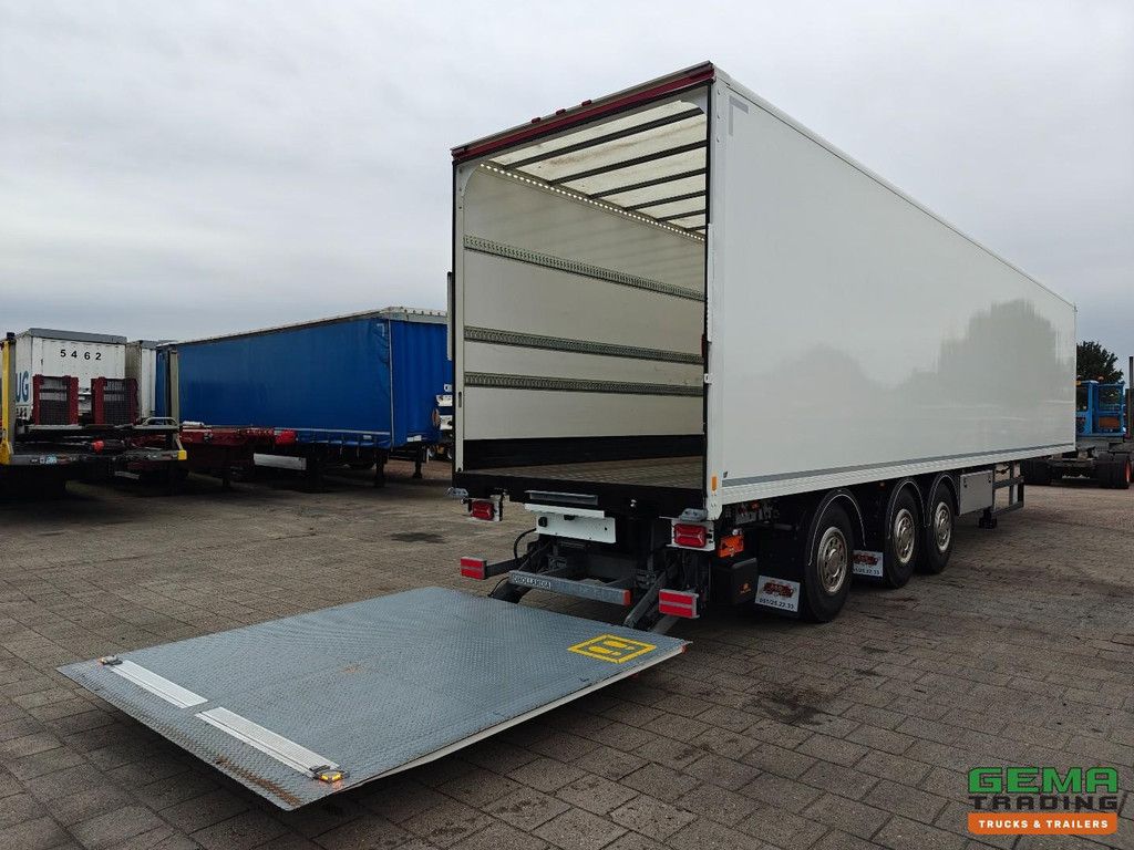 A&D LPRS24 Enclosed Body + Rear Closing Tailgate 2500KG - Steering Axle / Lift Axle - Belgian Registration - AS NEW CONDITION