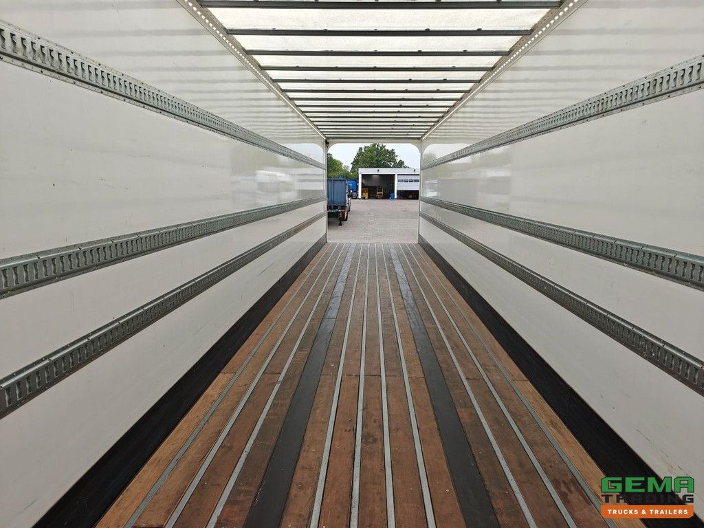 A&D LPRS24 Enclosed Body + Rear Closing Tailgate 2500KG - Steering Axle / Lift Axle - Belgian Registration - AS NEW CONDITION