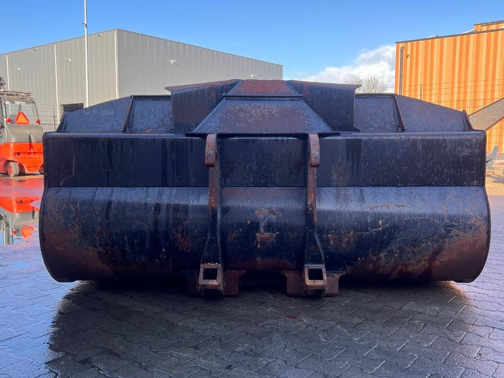 CAT 938 Laadbak - Fusion GP bucket