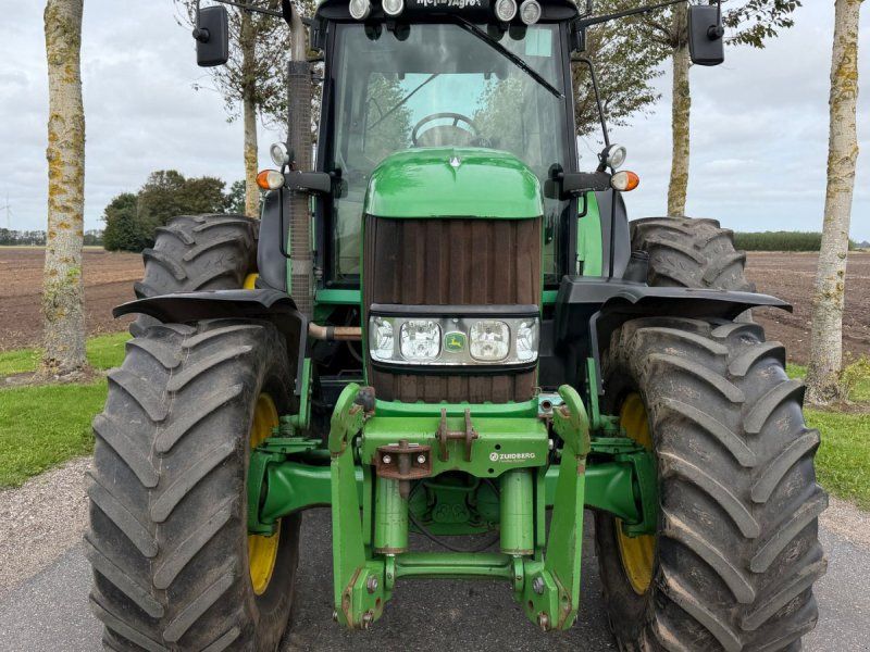 John Deere 7530 Premium 7530 med Frontlift og TLS affjedret foraksel