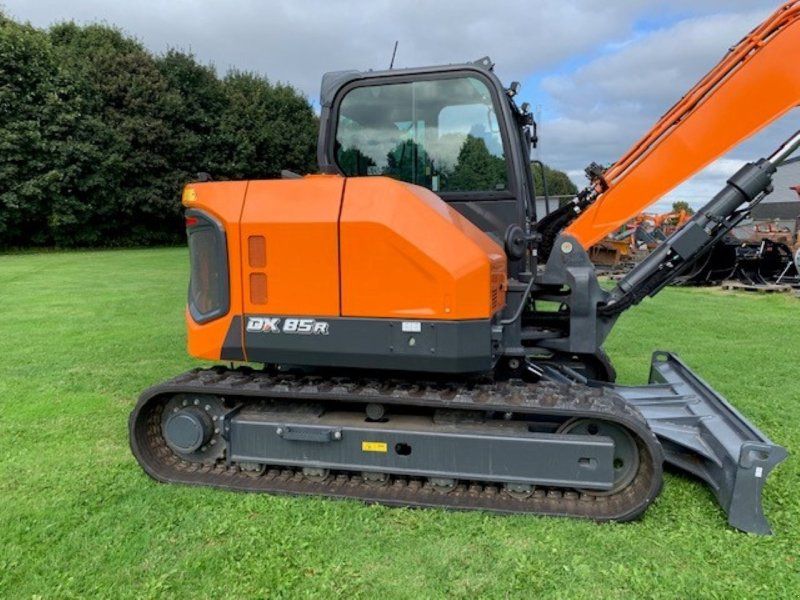 Develon DX85R-7