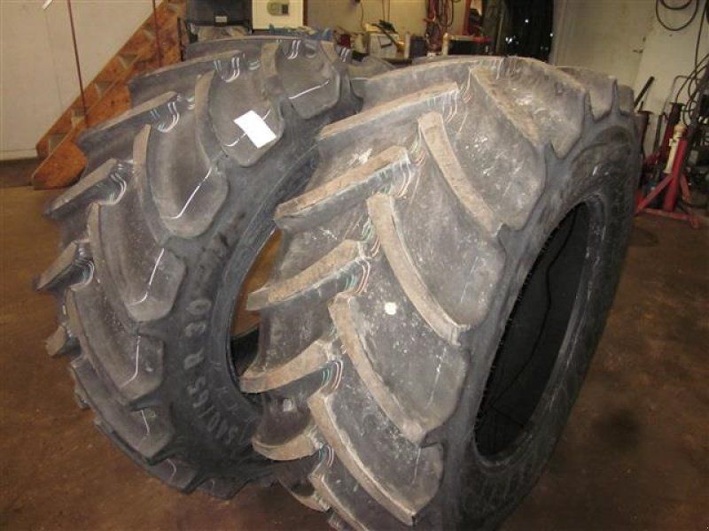 540/65R30