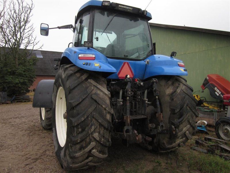 New Holland 8040