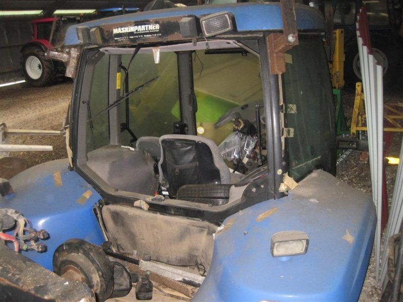 New Holland Førehus NH 8040