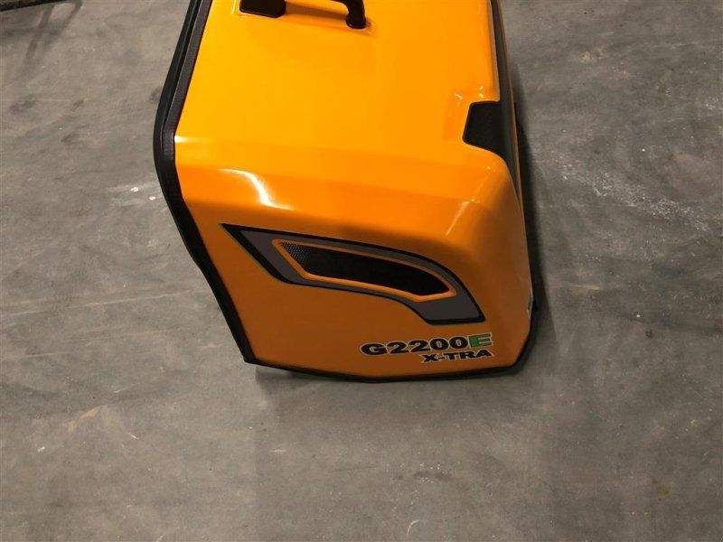 Giant G2200E X-tra Hjælm