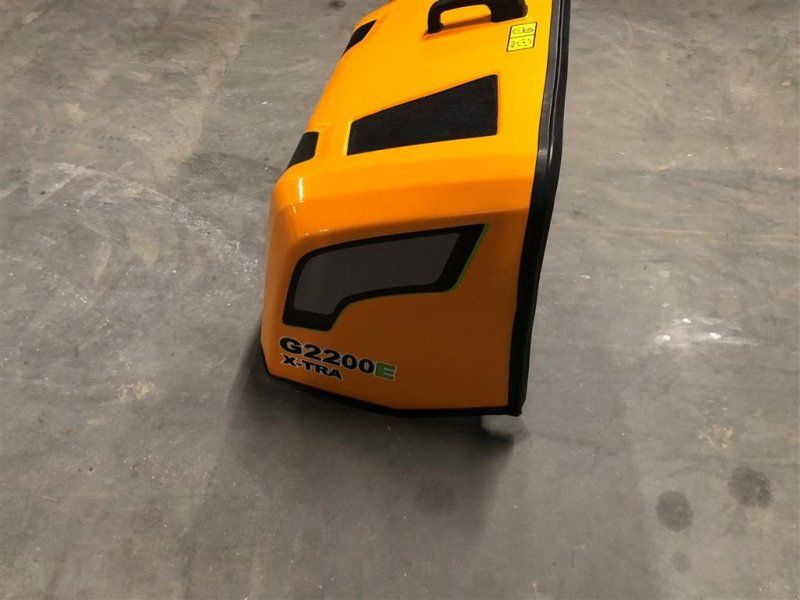 Giant G2200E X-tra Hjælm