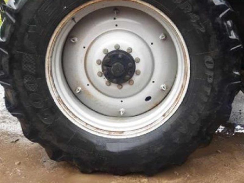 Goodyear 710/70R42