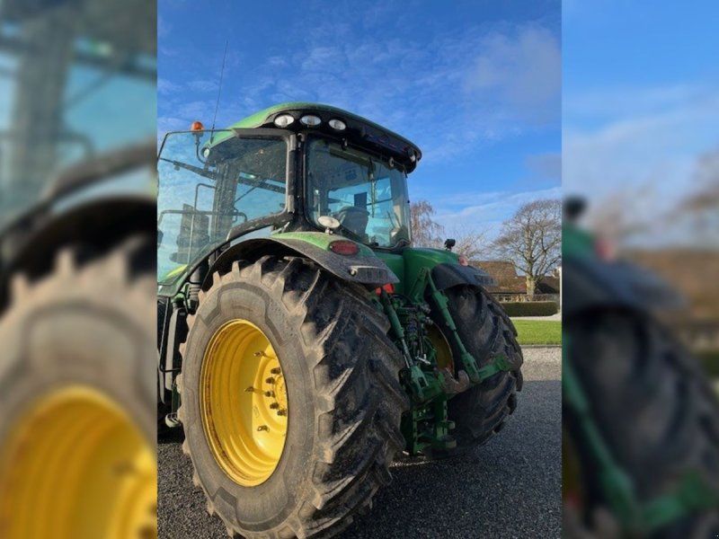 John Deere 7230R