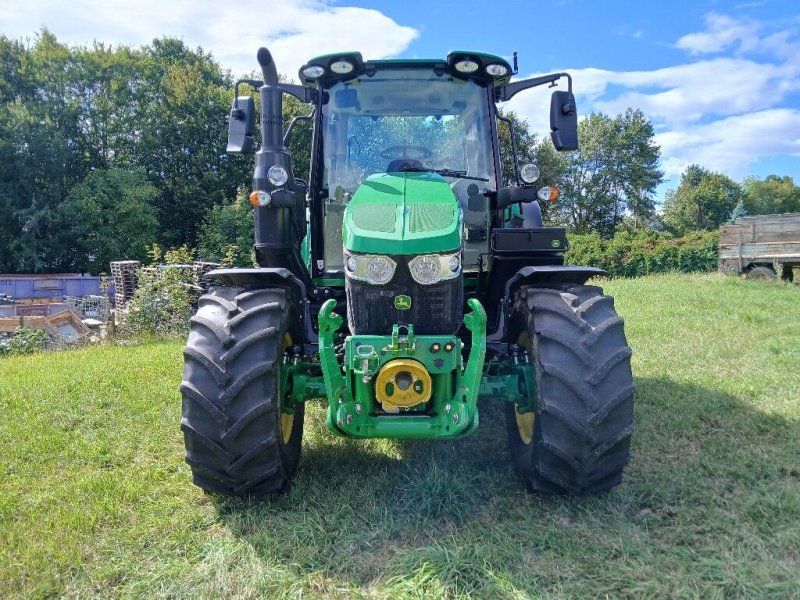 John Deere 6120 M