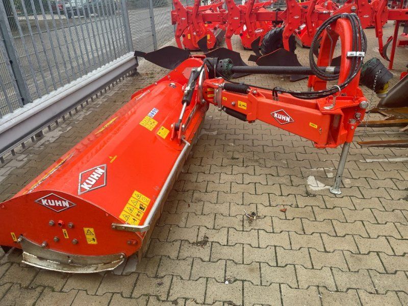 Kuhn TBES 222