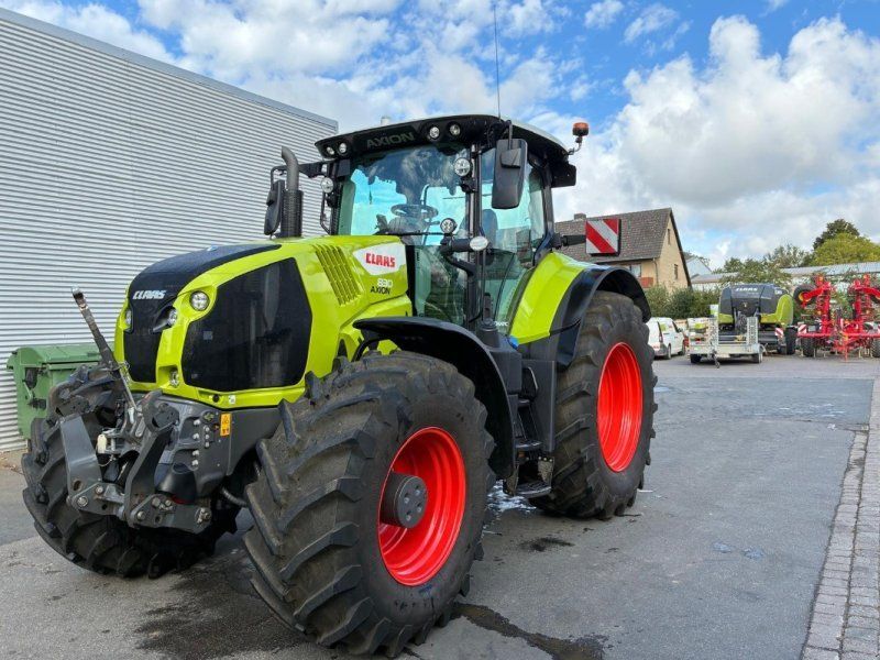Claas Axion 830