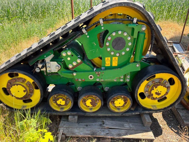 Raupenlwerke John Deere, Pezzolato & Tidue