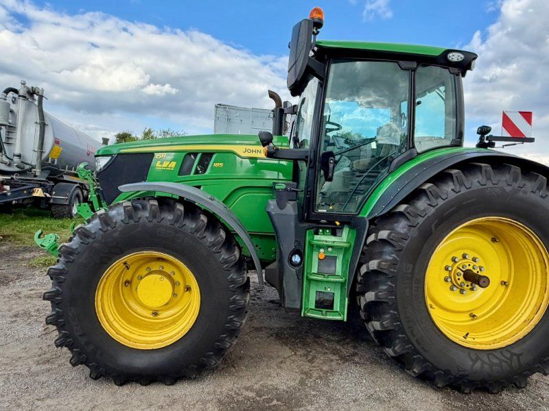 John Deere 6R185