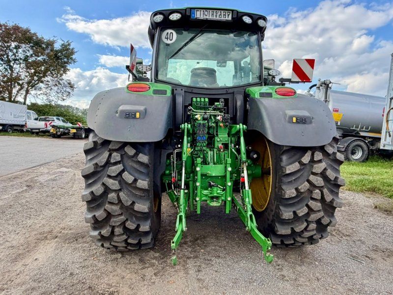 John Deere 6R185