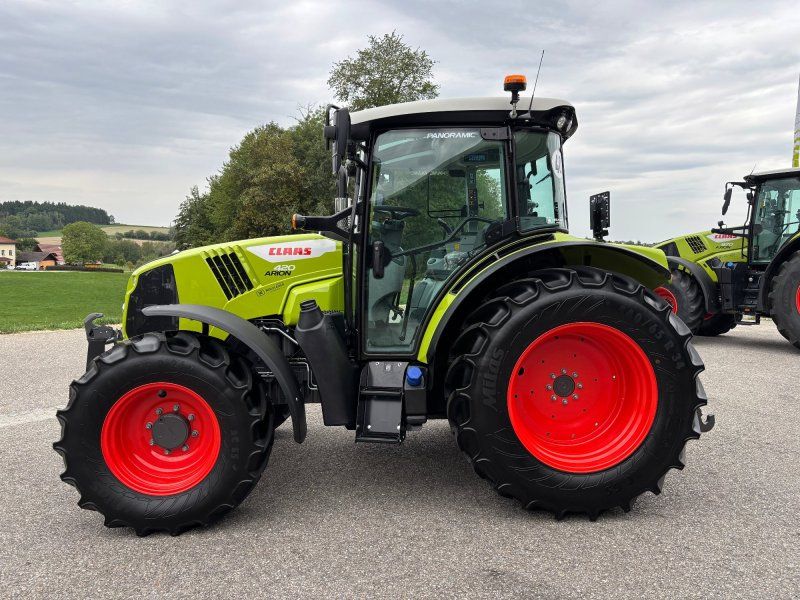 Claas Arion 420