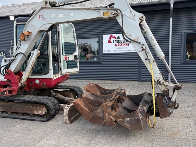 Takeuchi TB145 TB145 Velholdt minigraver med lavt timetal og s