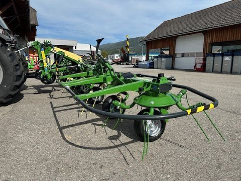 Krone Kreiselzettwender Vendro 820