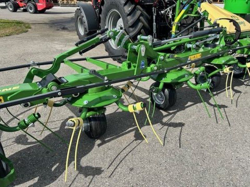 Krone Kreiselzettwender Vendro 820