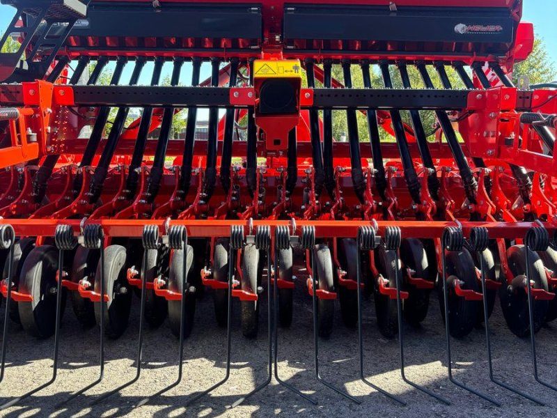 Kuhn Sitera 330-24e + HRB 304
