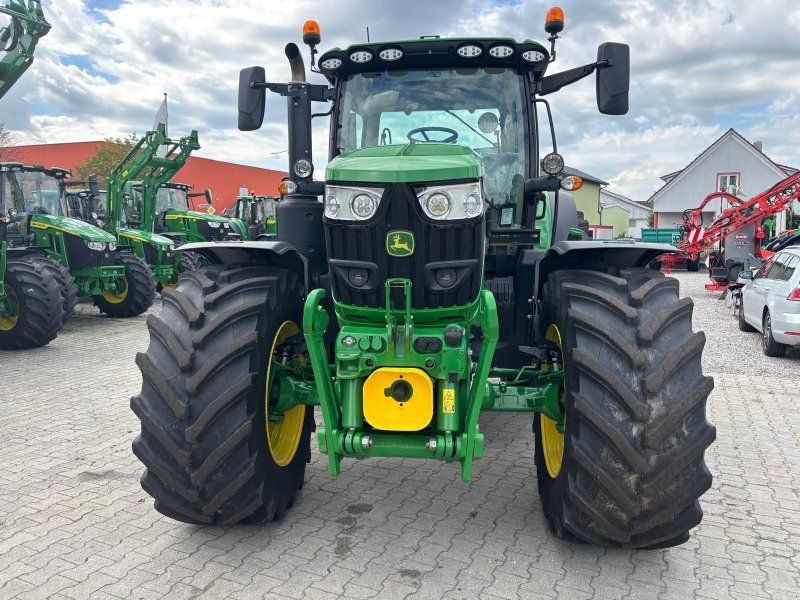 John Deere 6R 185