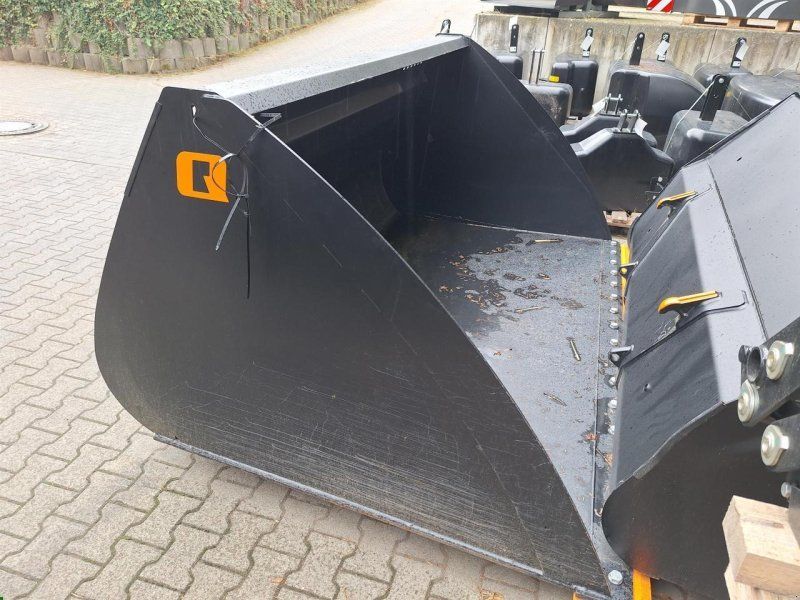 Alö BUCKET 260 VL BOH M24