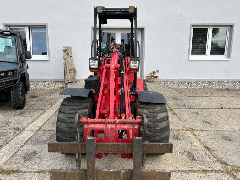 Schäffer 2445 Hoflader mit StVZO