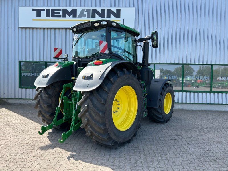 John Deere 6R 250