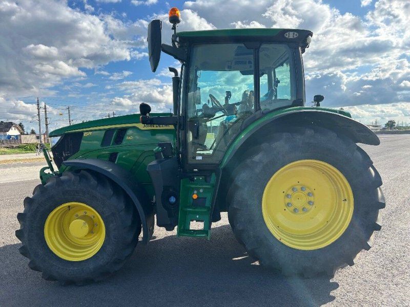 John Deere 6R 110