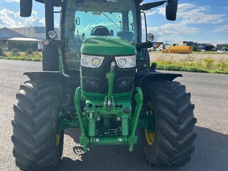 John Deere 6R 110