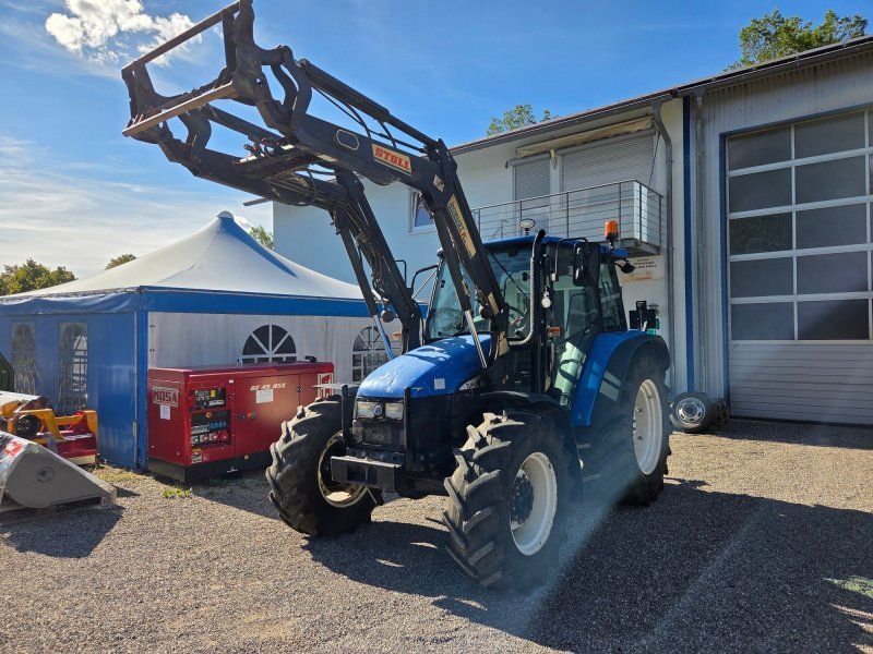 New Holland TL 90