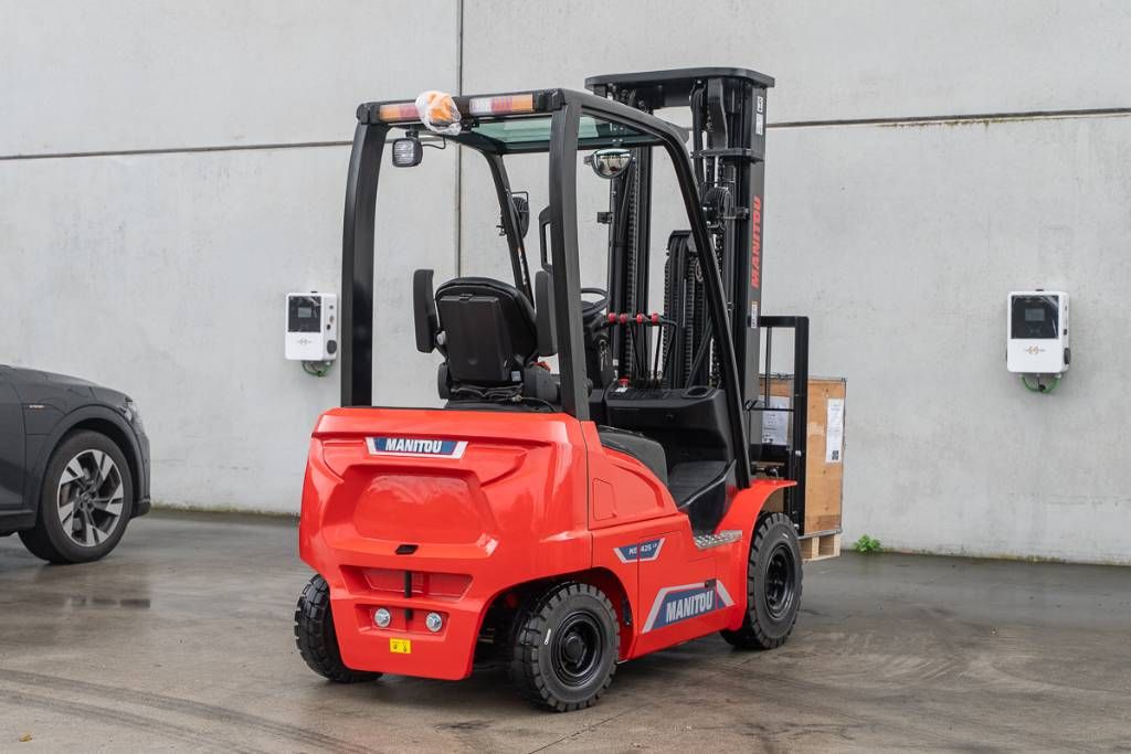 Manitou ME 425 LD Lift